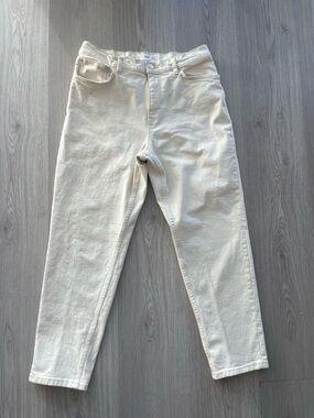 Mango Cream High Waist Mom Jeans - Size 10